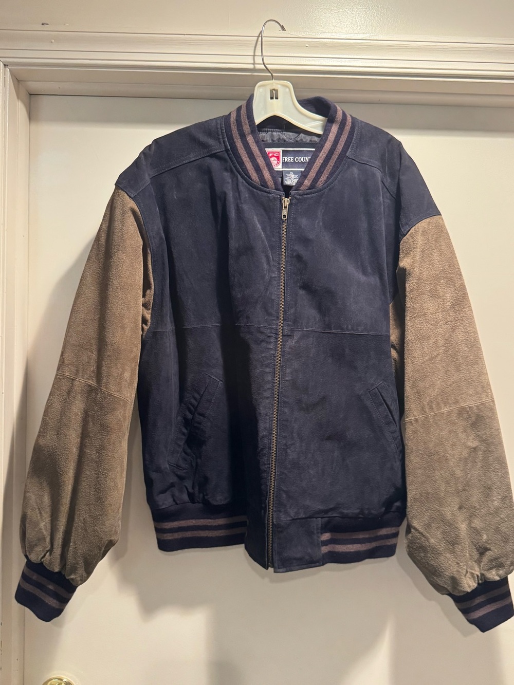 Vintage Free Country Men’s Navy With Brown/Taupe Sleeves Suede Bomber Jacket